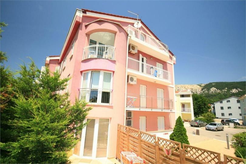 Beautiful Apartment Lovorka 6 , Baska, Krk 外观 照片